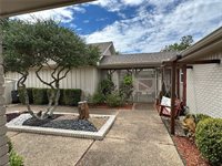 5513 Lake Jackson Drive, Waco, TX 76710