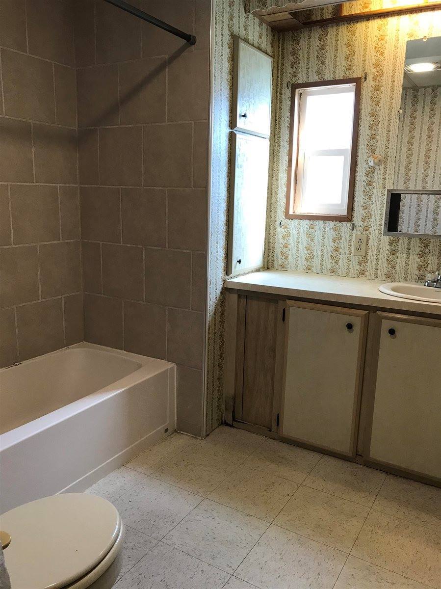 2839 Pocatello Ave Trailer #18, American Falls, ID 83211