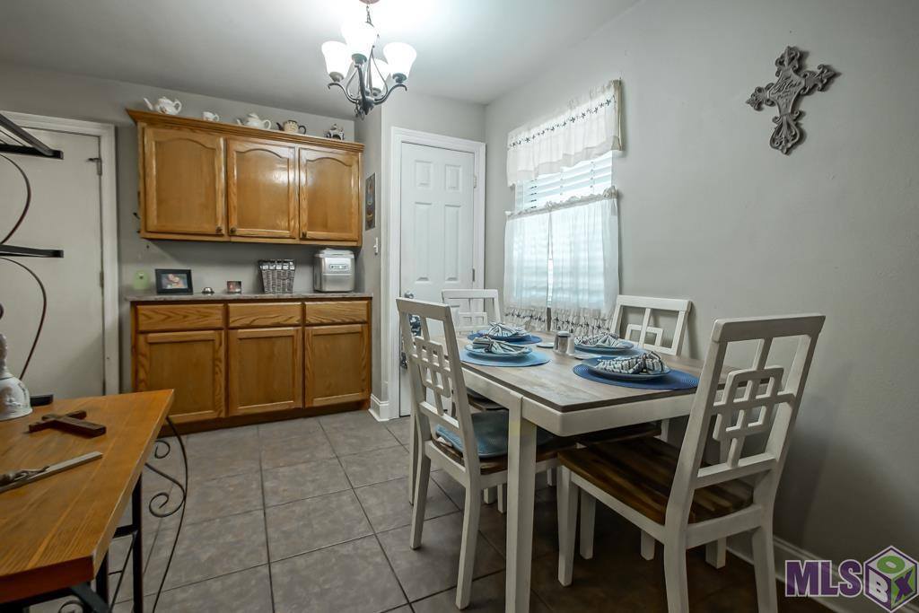 30678 Anderson Dr, Denham Springs, LA 70726