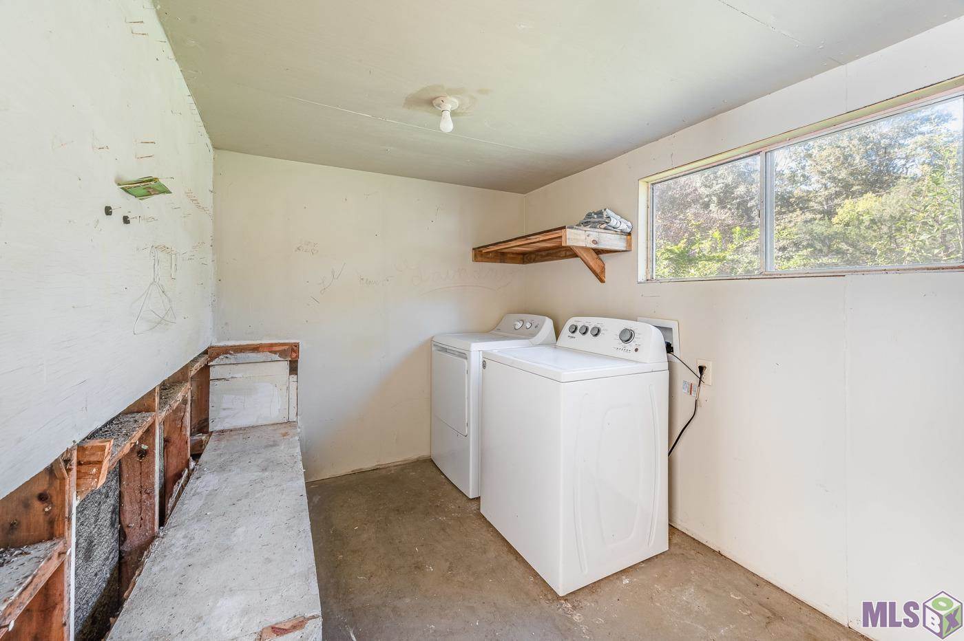 1321 Benton Ln, Denham Springs, LA 70726