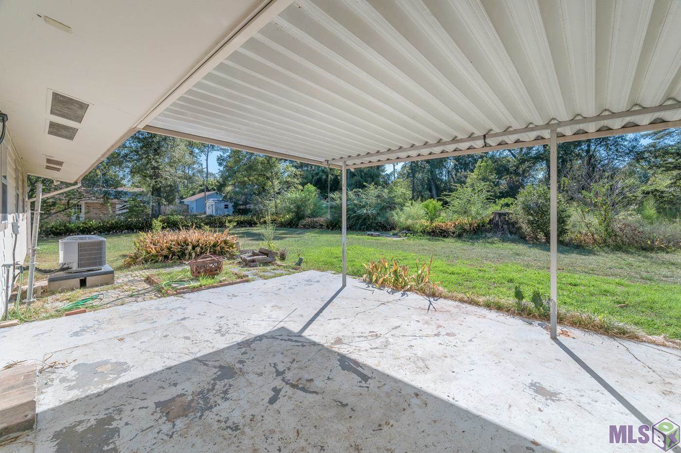 1321 Benton Ln, Denham Springs, LA 70726