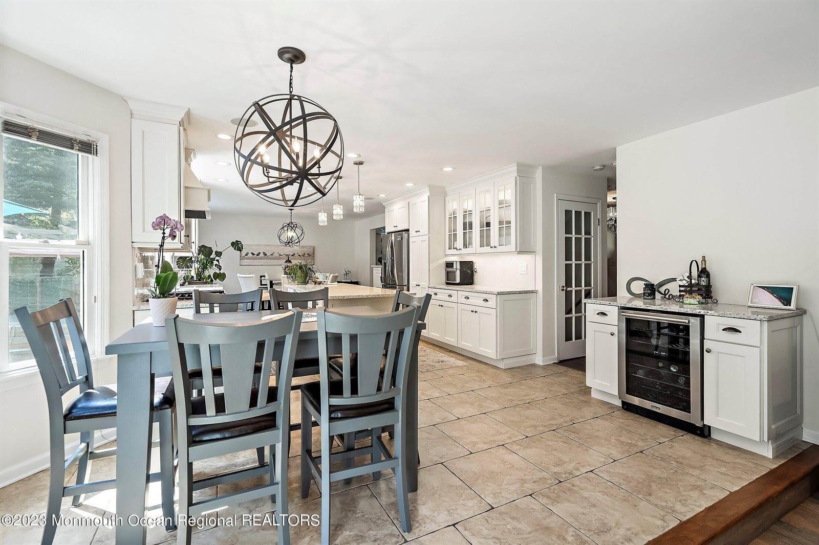 6 Blueberry Lane, Tinton Falls, NJ 07724