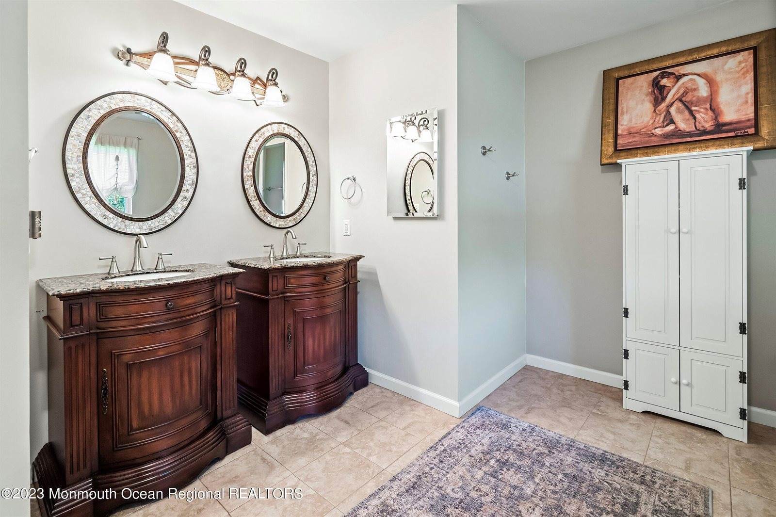 6 Blueberry Lane, Tinton Falls, NJ 07724