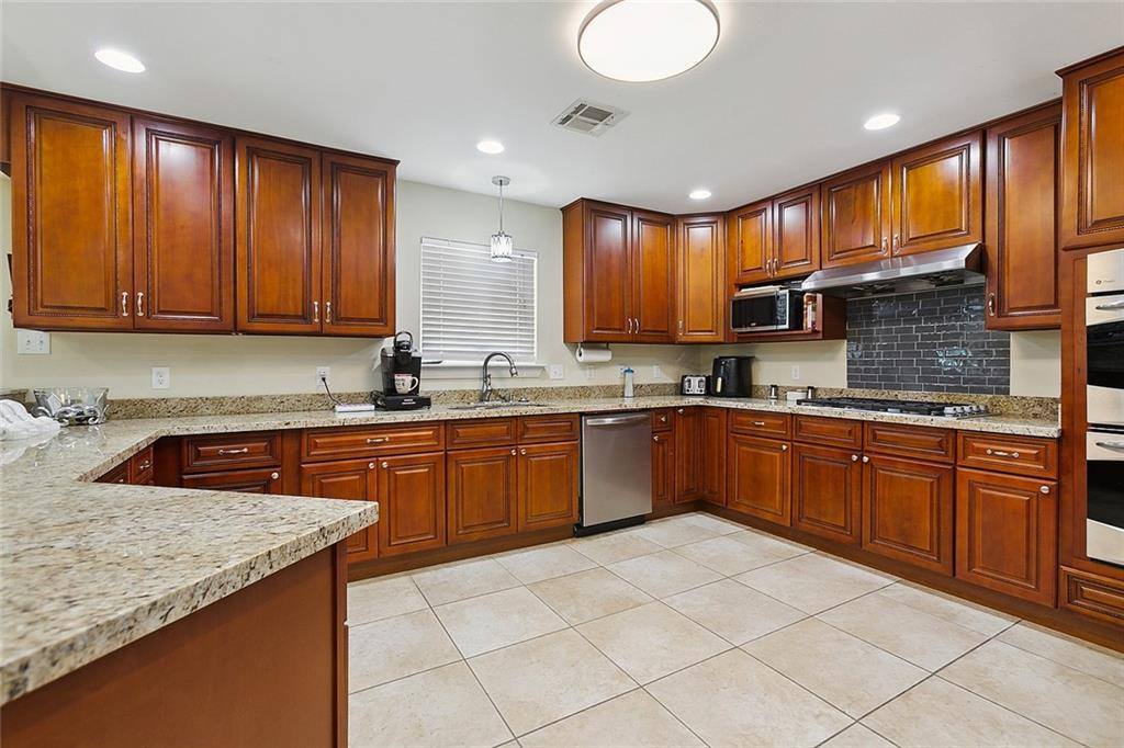 114 Jaybird Street, La Place, LA 70068