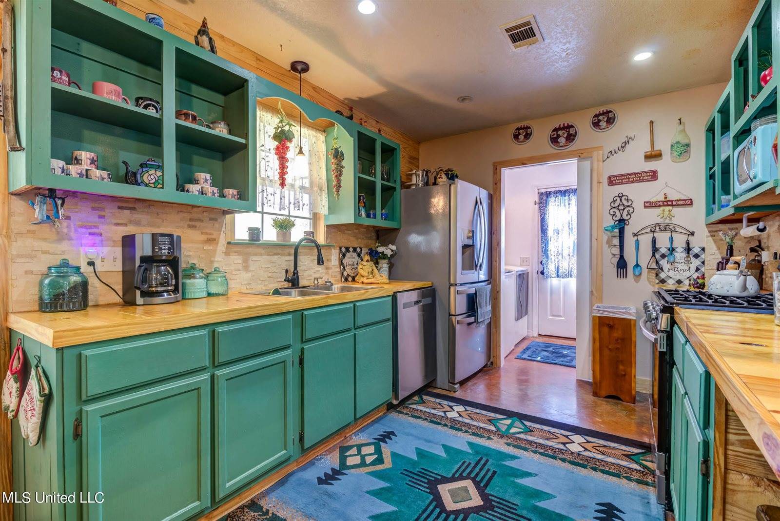 24212 Old Highway 49, Saucier, MS 39574