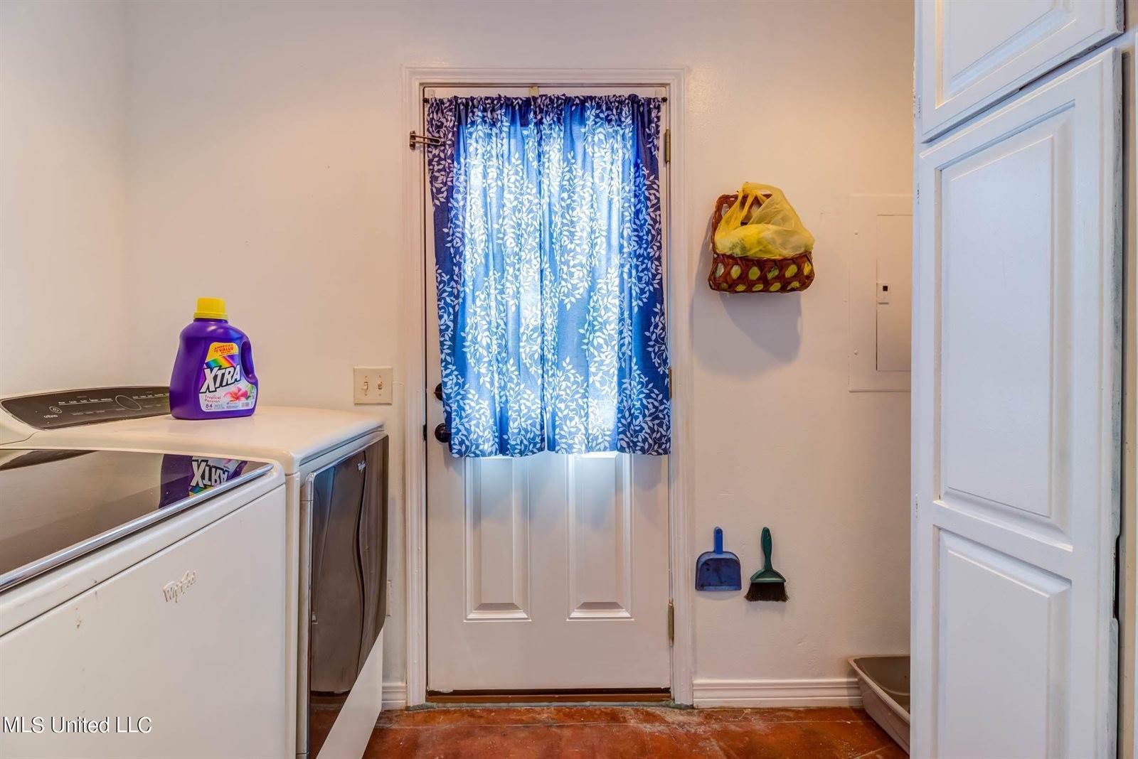 24212 Old Highway 49, Saucier, MS 39574