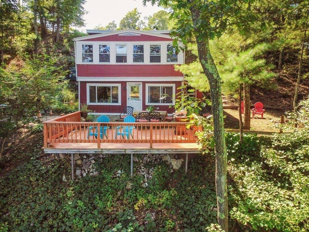 18 Kingsbury Rd, Norfolk, MA 02056