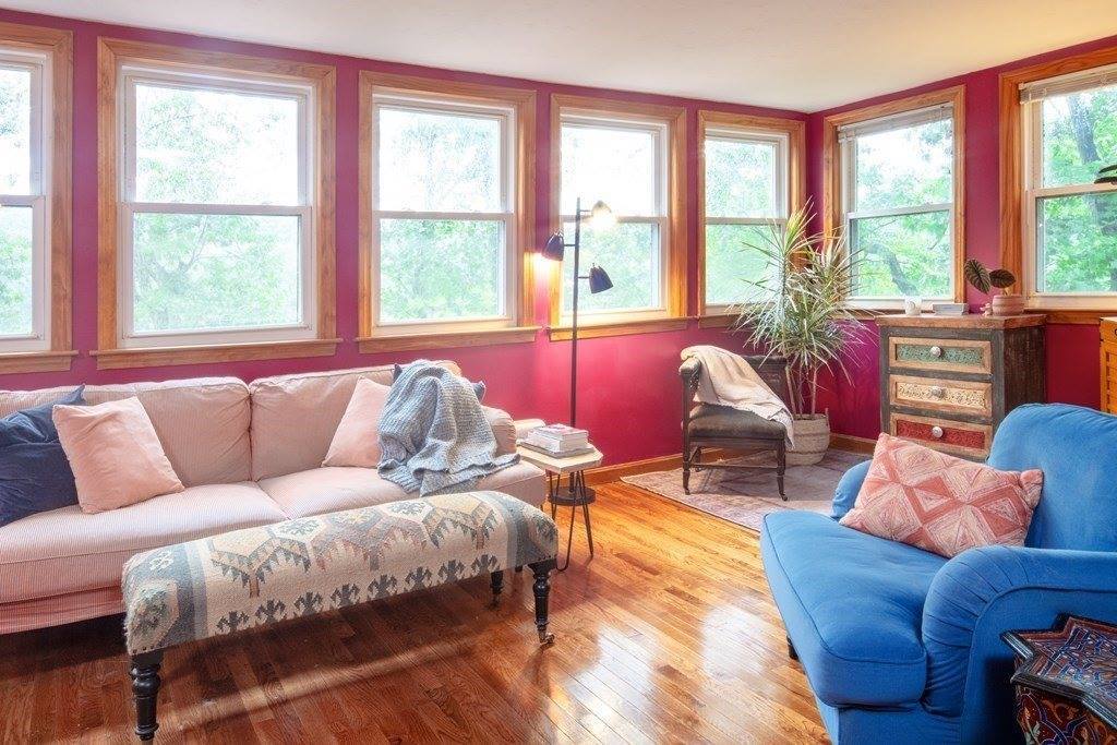 18 Kingsbury Rd, Norfolk, MA 02056