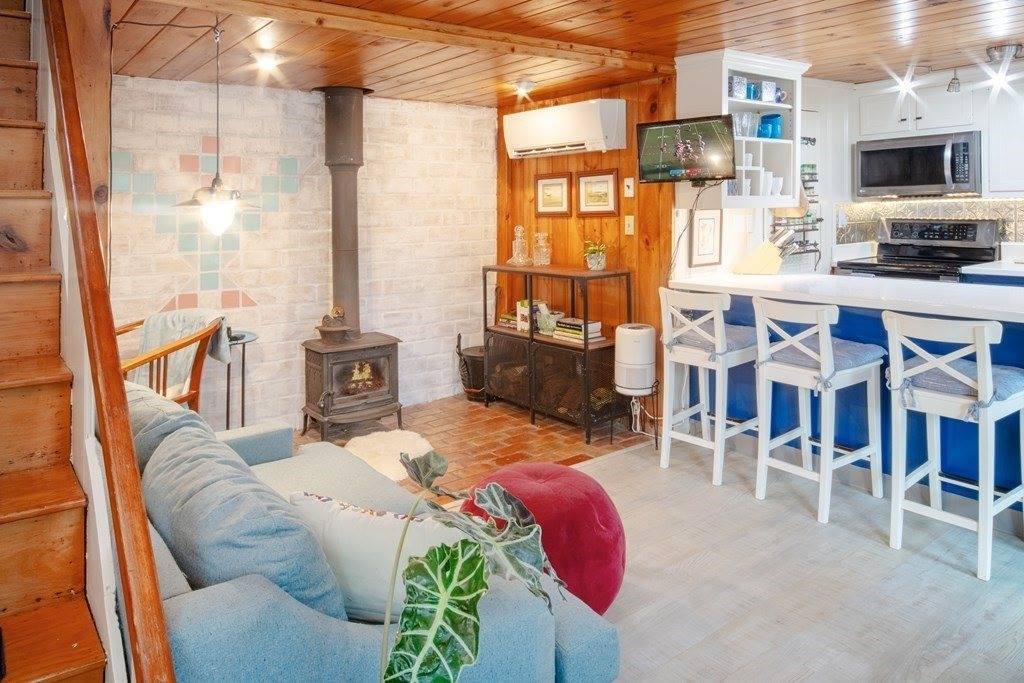 18 Kingsbury Rd, Norfolk, MA 02056