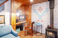 18 Kingsbury Rd, Norfolk, MA 02056