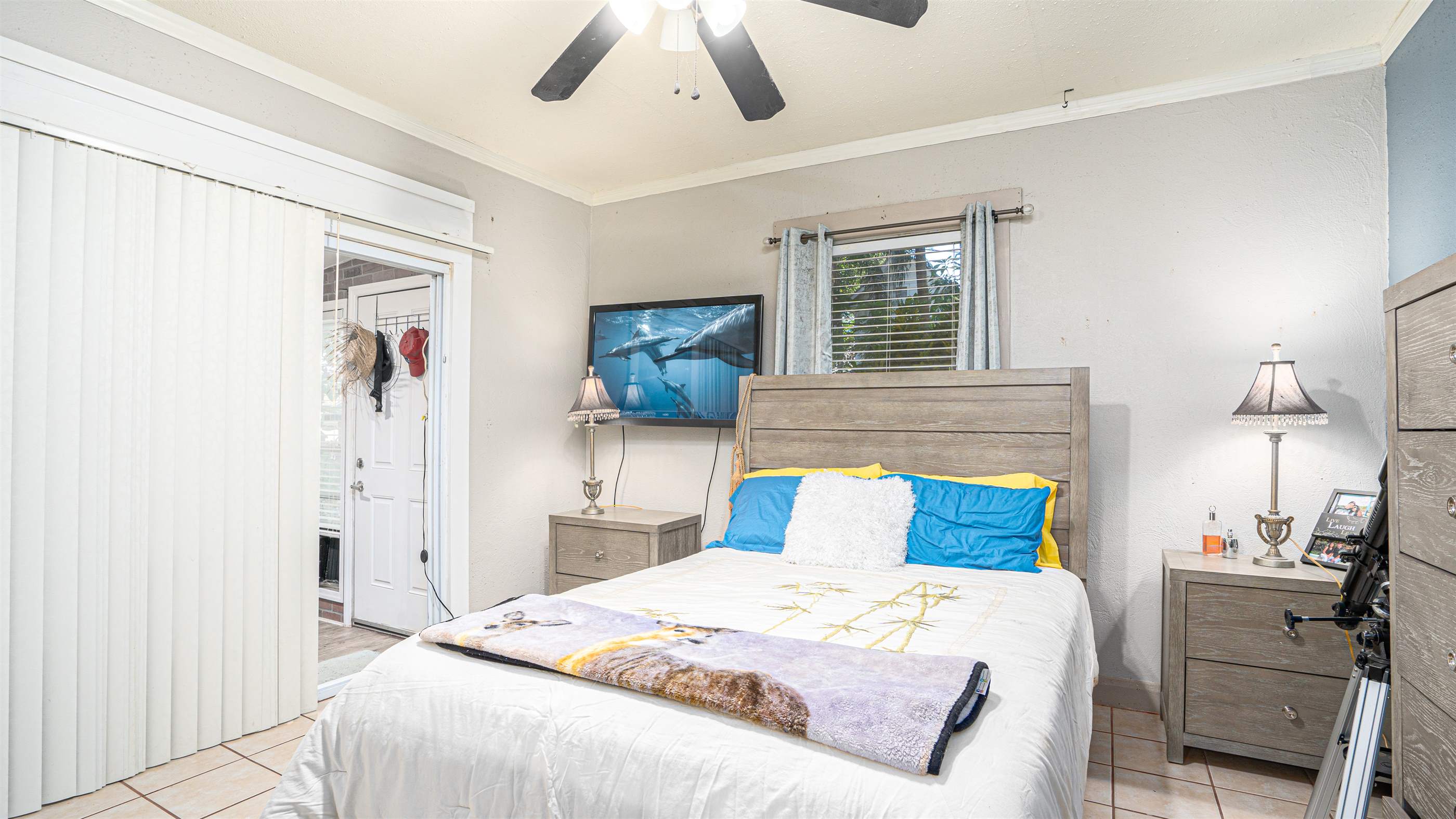 1009 E 23rd Ave, Tampa, FL 33605