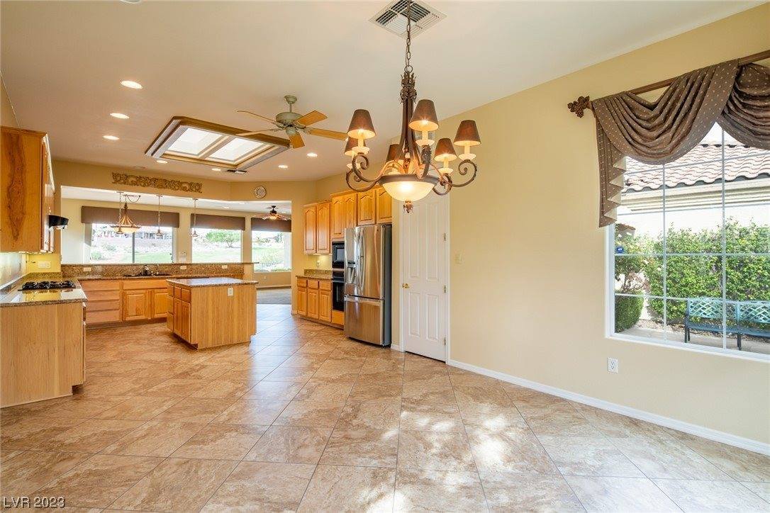 2458 Hardin Ridge Drive, Henderson, NV 89052