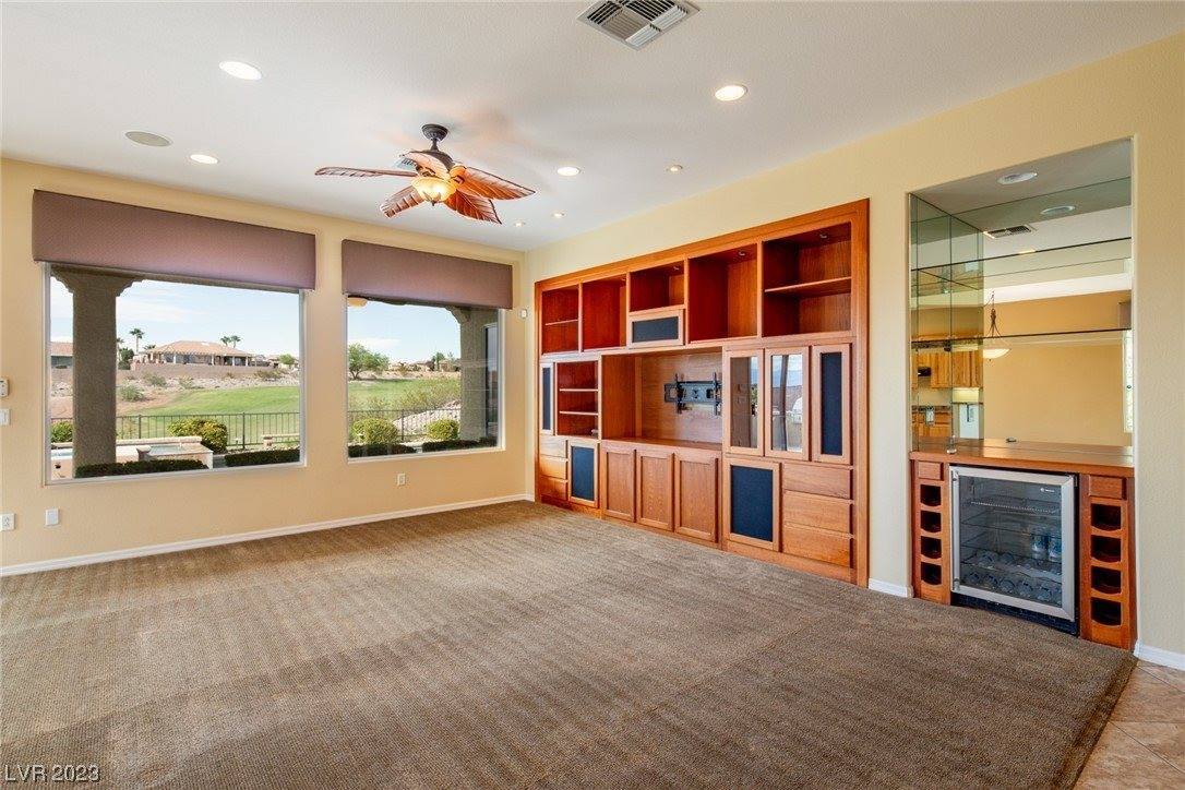 2458 Hardin Ridge Drive, Henderson, NV 89052