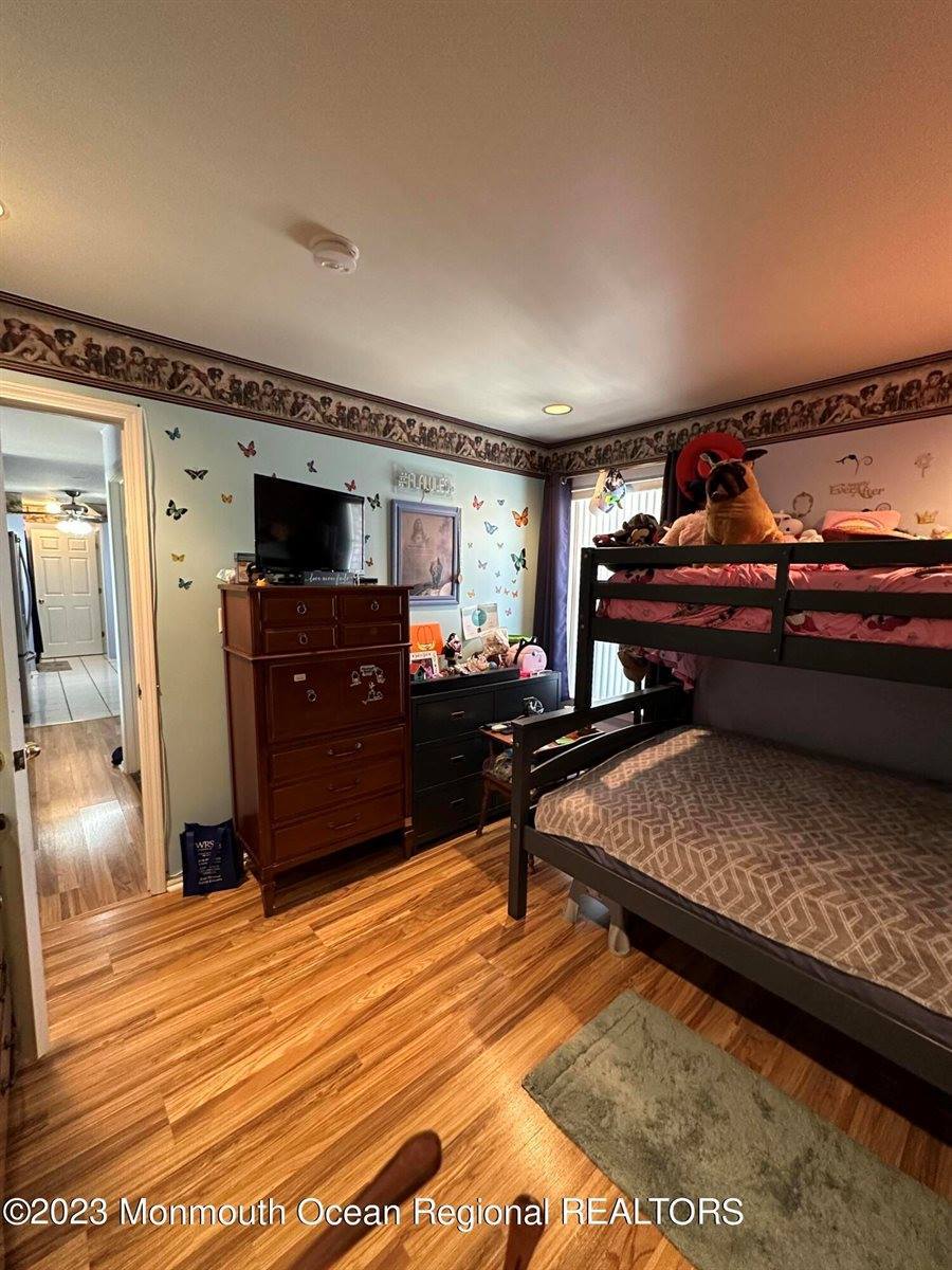 1703 Ridgeview Court, Parlin, NJ 08859