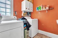 2491 S 8th STREET, Milwaukee, WI 53215