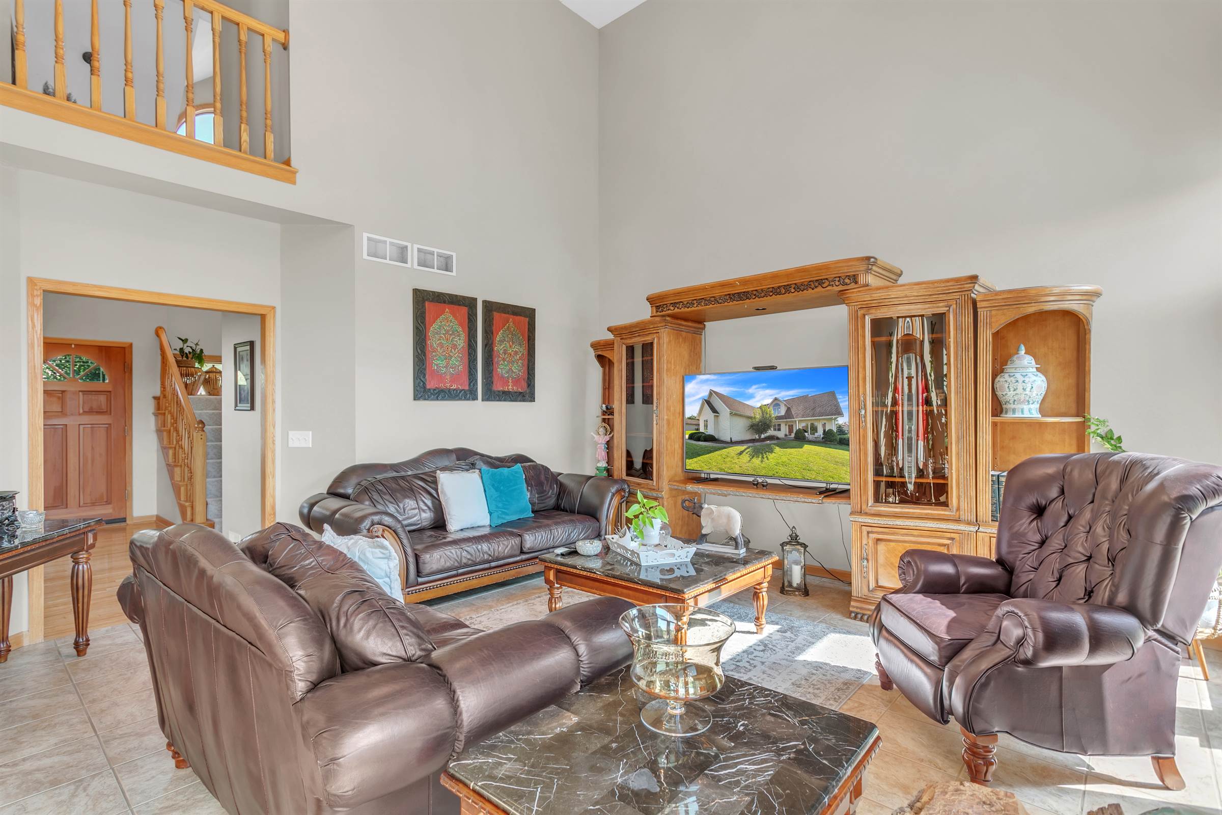 3929 E Greenway Dr, Oak Creek, WI 53154