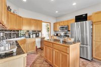 3929 E Greenway Dr, Oak Creek, WI 53154
