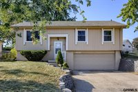 8106 Wildewood Drive, Ralston, NE 68127