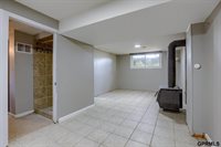 8106 Wildewood Drive, Ralston, NE 68127