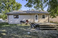 8106 Wildewood Drive, Ralston, NE 68127