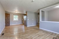 8106 Wildewood Drive, Ralston, NE 68127