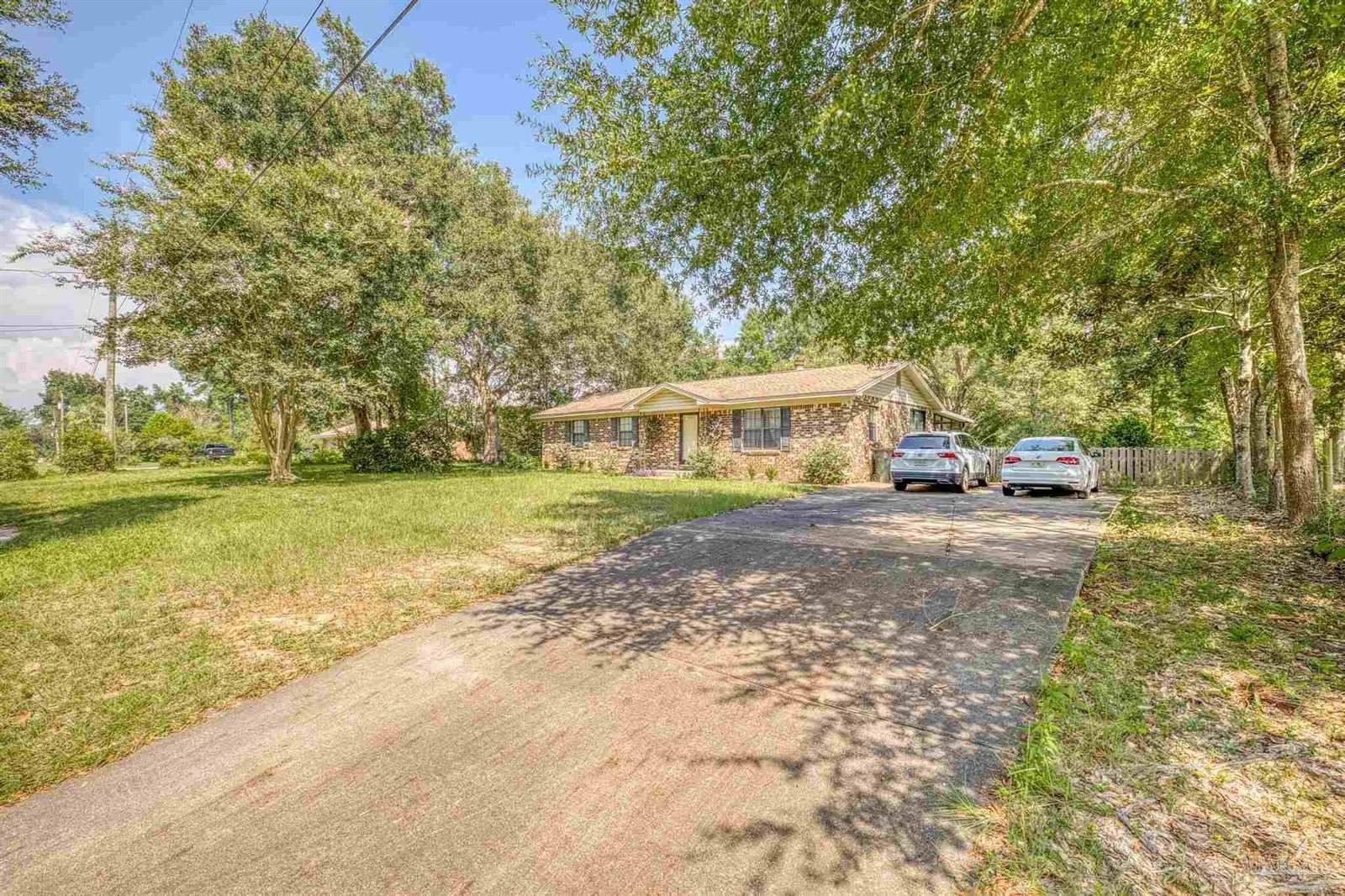 8506 Eight Mile Creek Rd, Pensacola, FL 32526