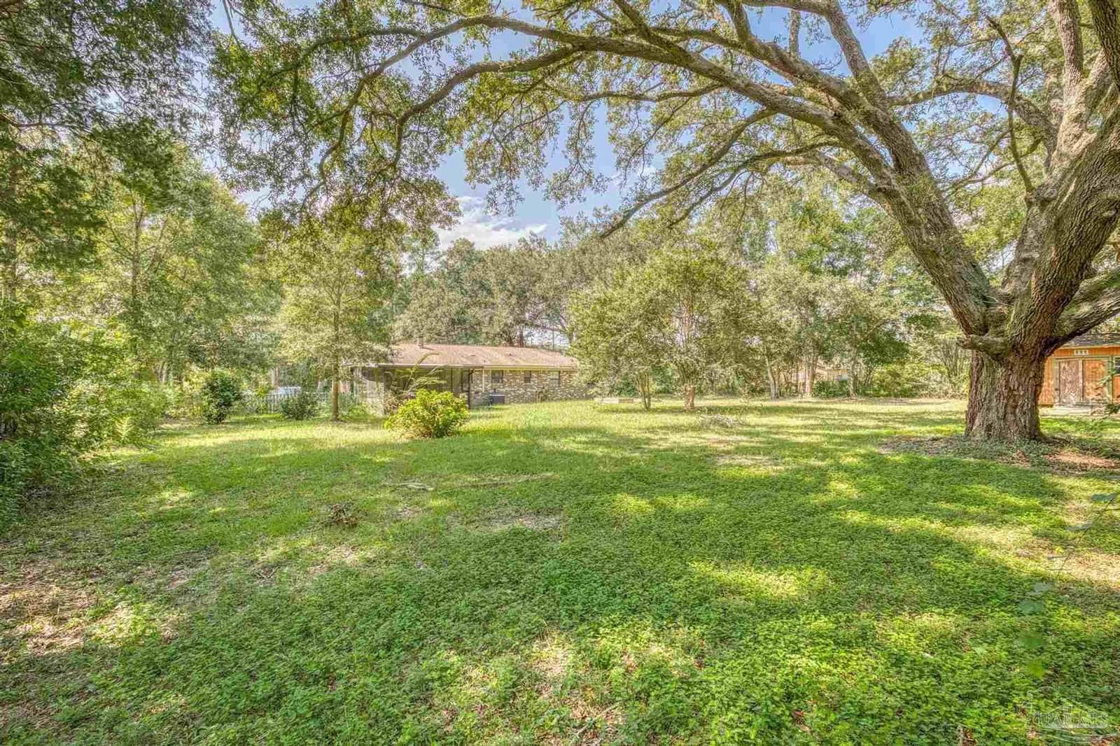 8506 Eight Mile Creek Rd, Pensacola, FL 32526