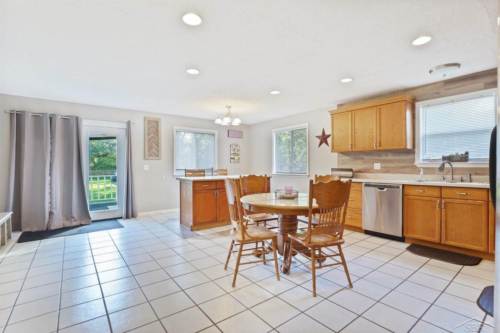 208 Coal Street, Saint Charles, MI 48655