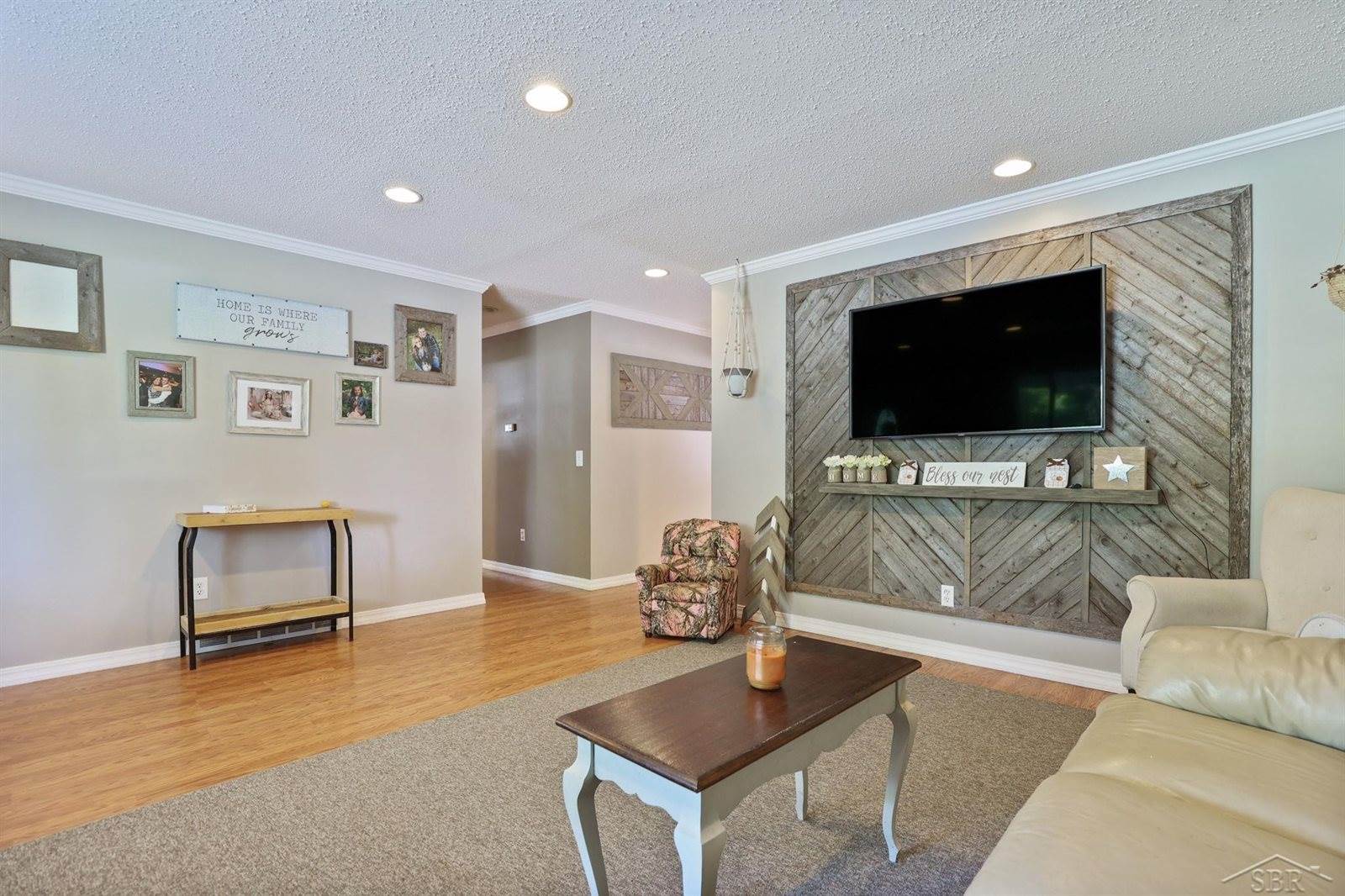 208 Coal Street, Saint Charles, MI 48655