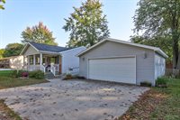 208 Coal Street, Saint Charles, MI 48655