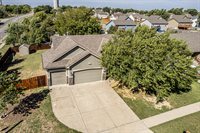 812 Wheatland Drive, Junction City, KS 66441