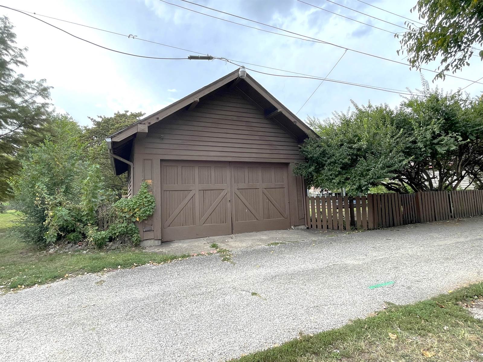 1444 S Center St, Terre Haute, IN 47802