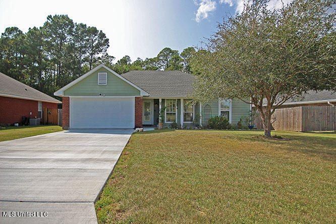 11525 Bayou Place, Ocean Springs, MS 39564
