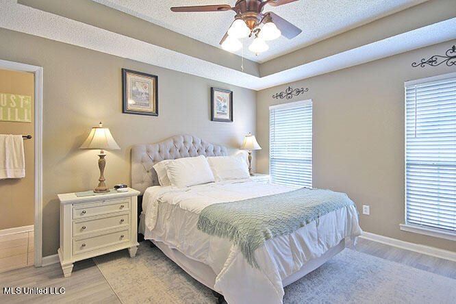 11525 Bayou Place, Ocean Springs, MS 39564