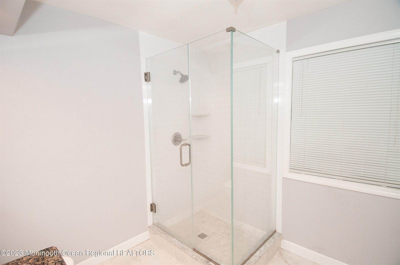 517 Laurelwood Court, Howell, NJ 07731