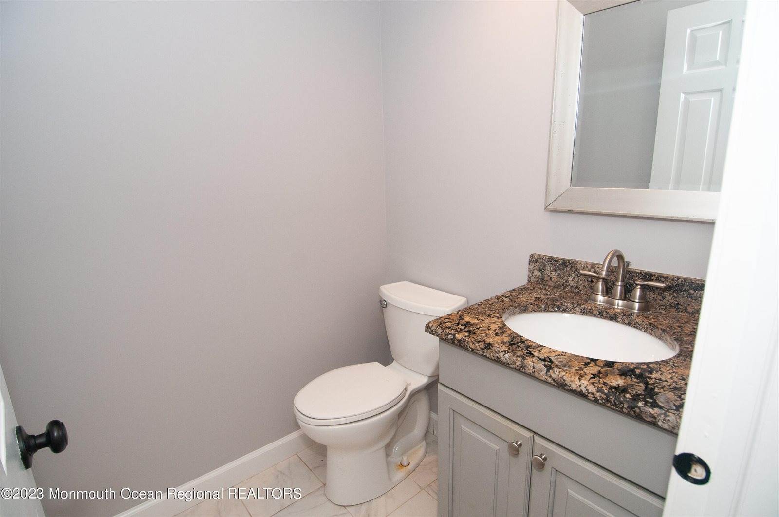 517 Laurelwood Court, Howell, NJ 07731