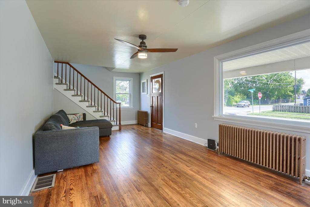 129 East Portland Street, Mechanicsburg, PA 17055