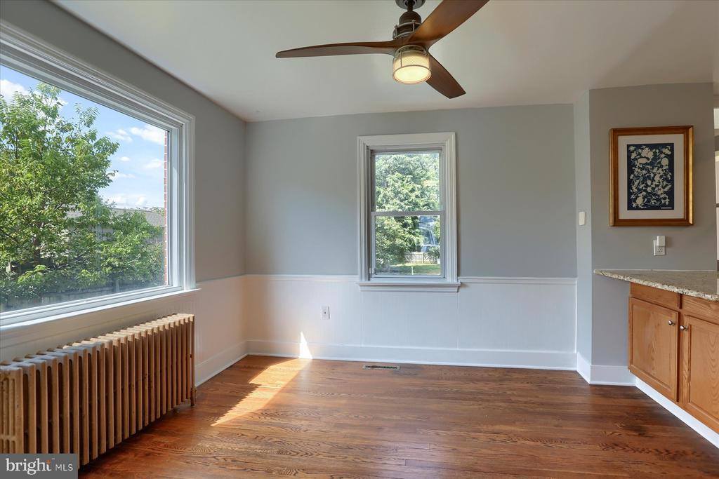 129 East Portland Street, Mechanicsburg, PA 17055