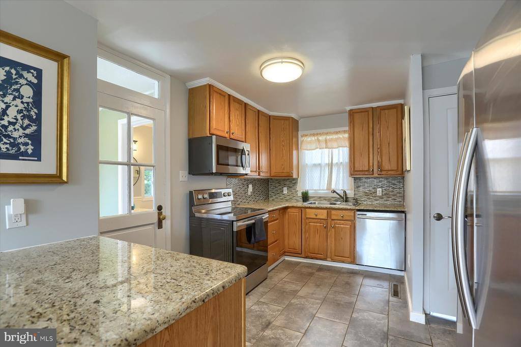 129 East Portland Street, Mechanicsburg, PA 17055