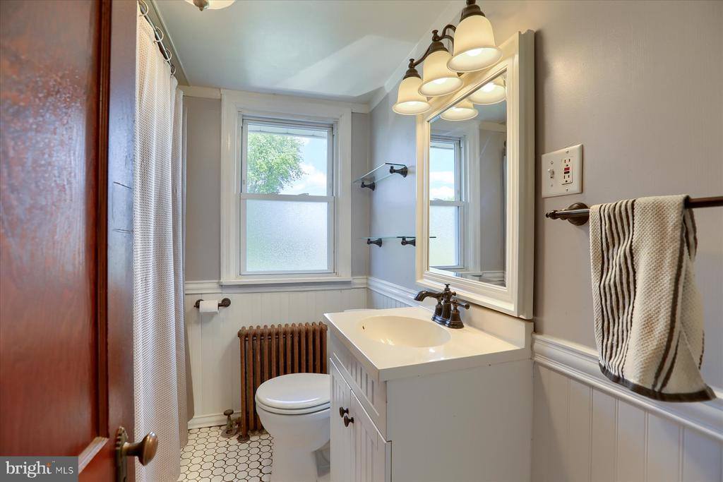 129 East Portland Street, Mechanicsburg, PA 17055