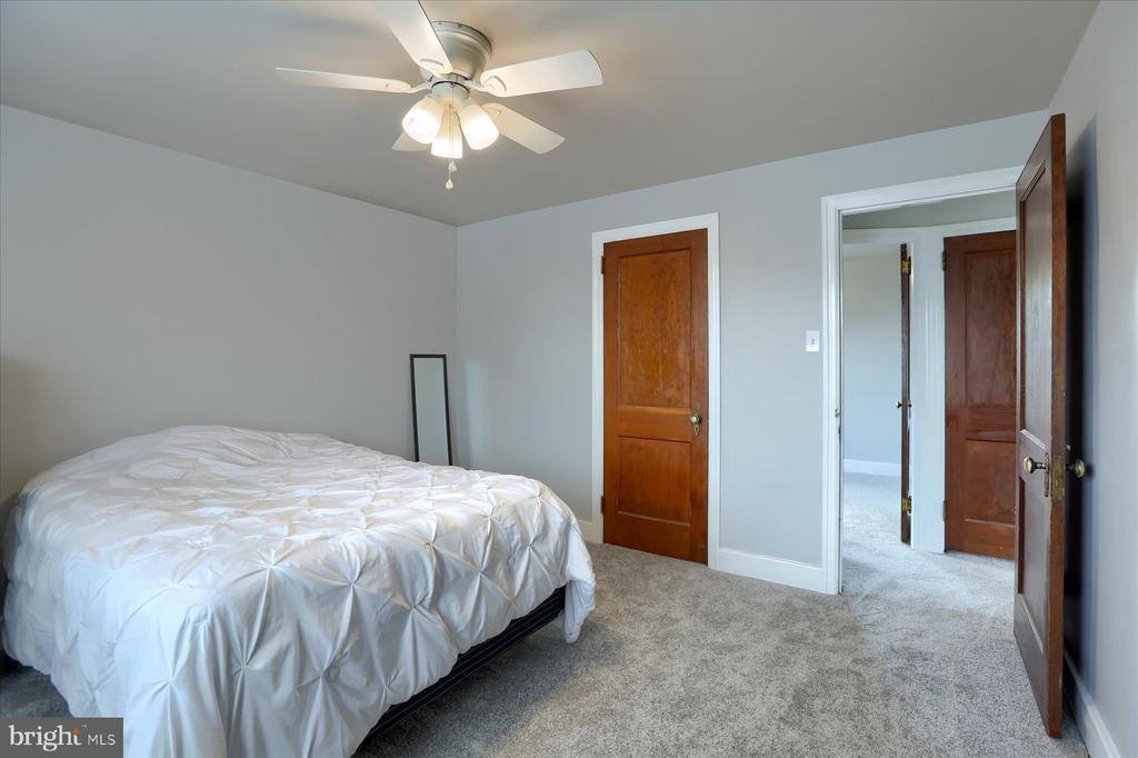 129 East Portland Street, Mechanicsburg, PA 17055