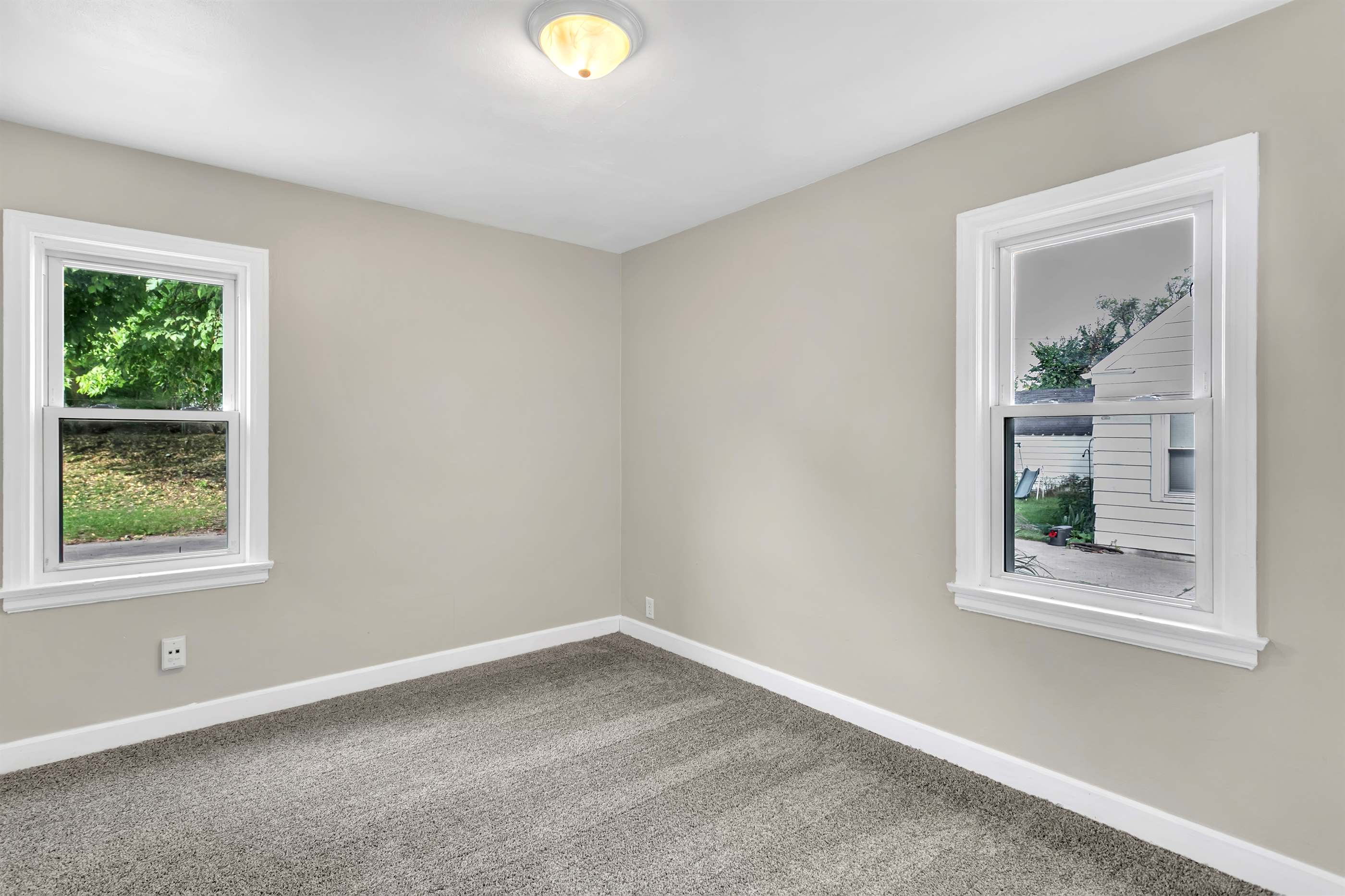 4035 N 83rd St, Milwaukee, WI 53222