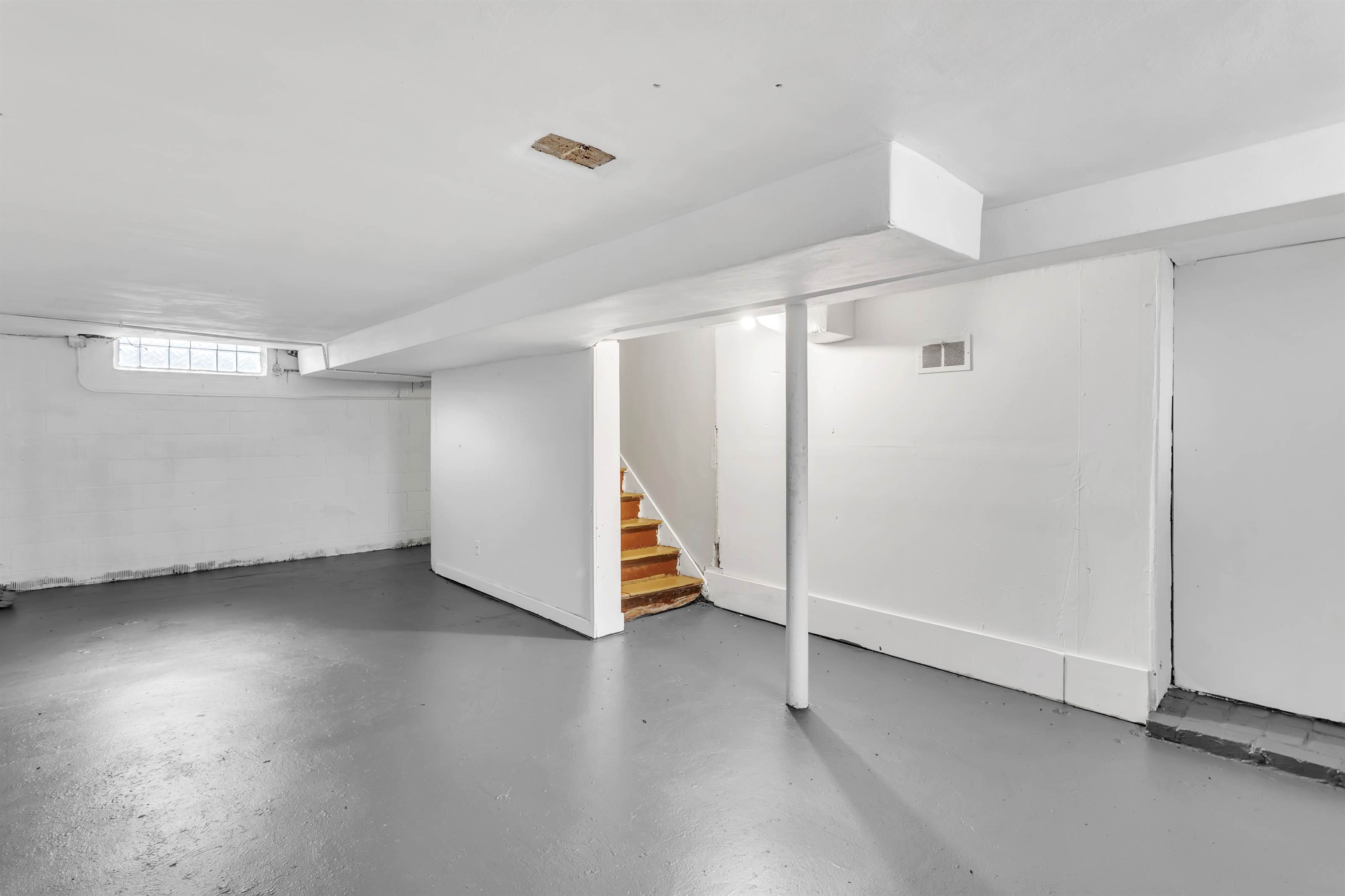 4035 N 83rd St, Milwaukee, WI 53222