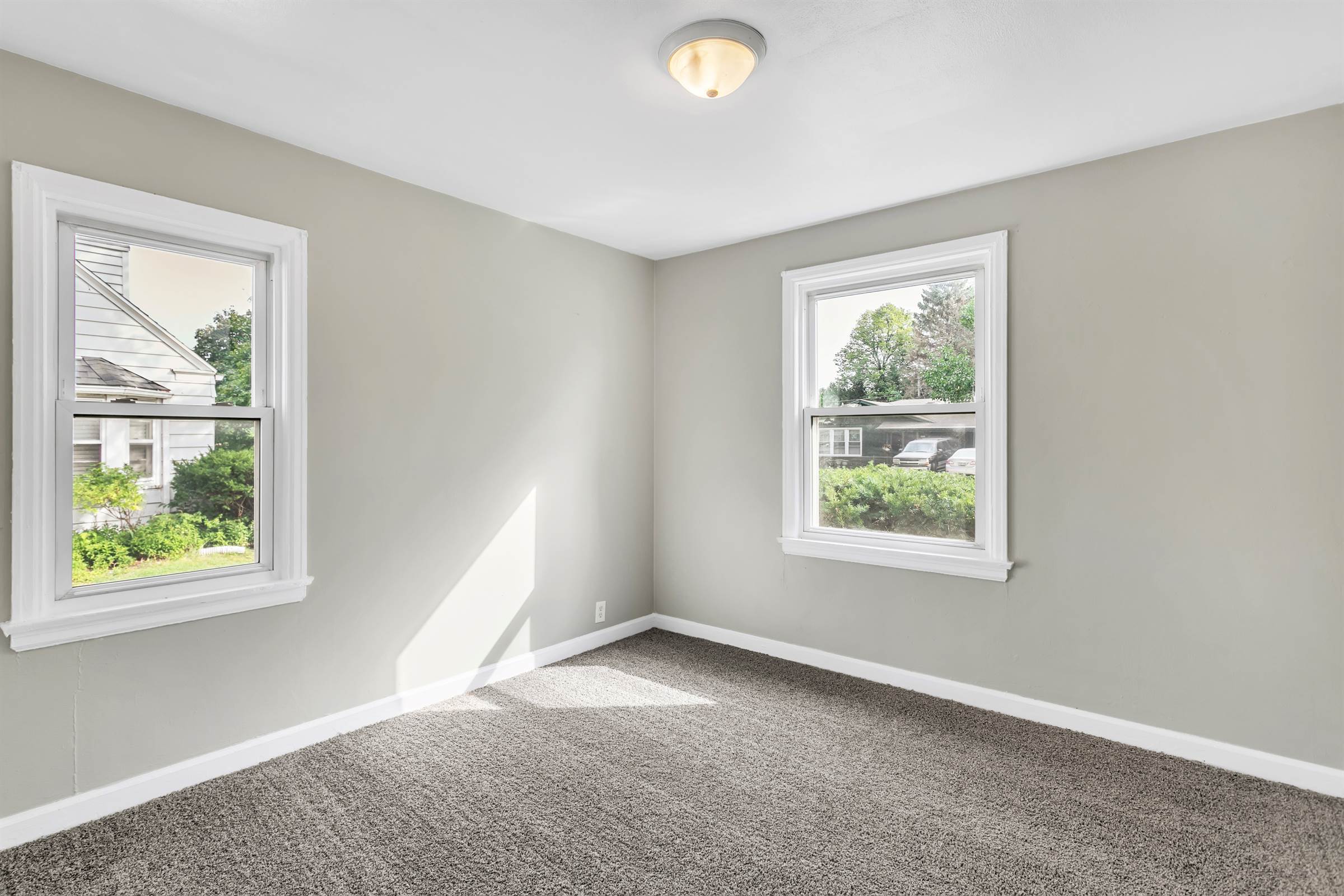 4035 N 83rd St, Milwaukee, WI 53222