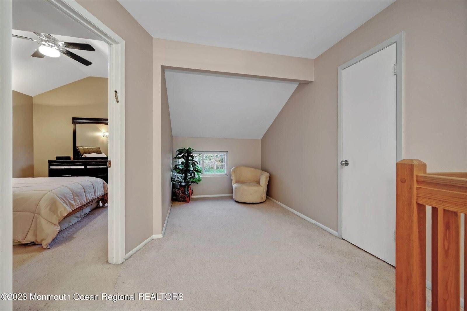 32 Atrium Way, Manalapan, NJ 07726