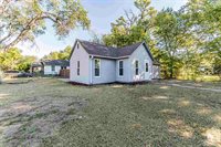 1006 University Park, Salina, KS 67401