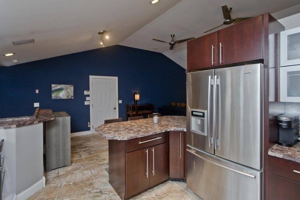 98 Greenwich Rd, Ware, MA 01082