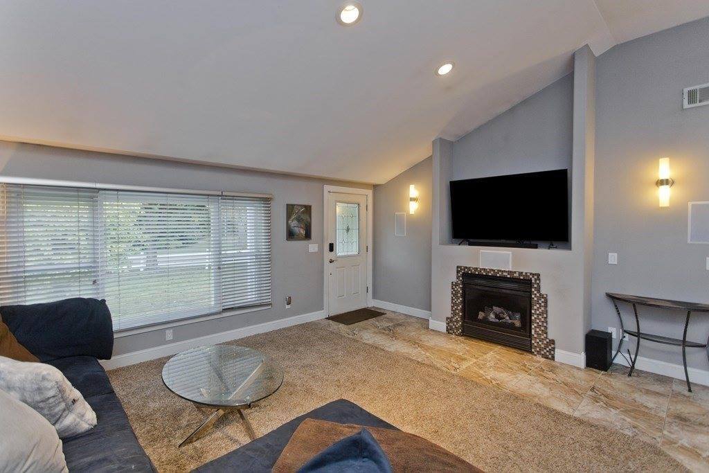 98 Greenwich Rd, Ware, MA 01082