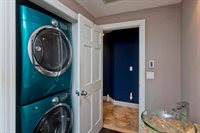 98 Greenwich Rd, Ware, MA 01082