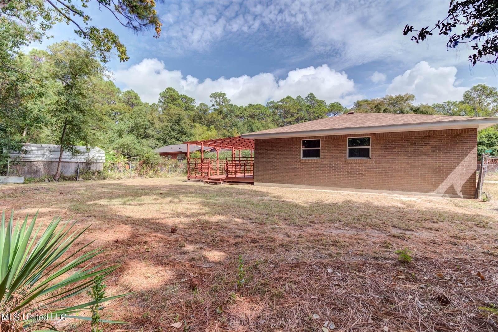 2100 Pamela Drive, Gautier, MS 39553